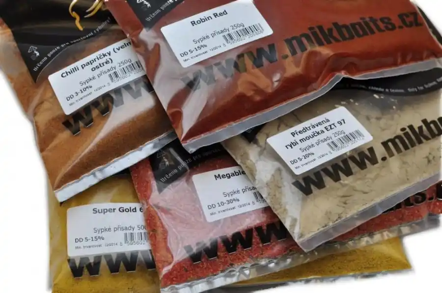 Atraktor Mikbaits 250gr Robin Green - Skladem